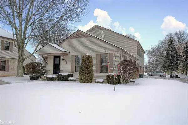 Harrison Twp, MI 48045,35186 NORTH BAY CIRCLE