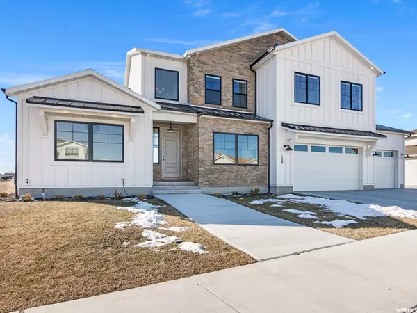 Vineyard, UT 84059,129 W 350 N #38