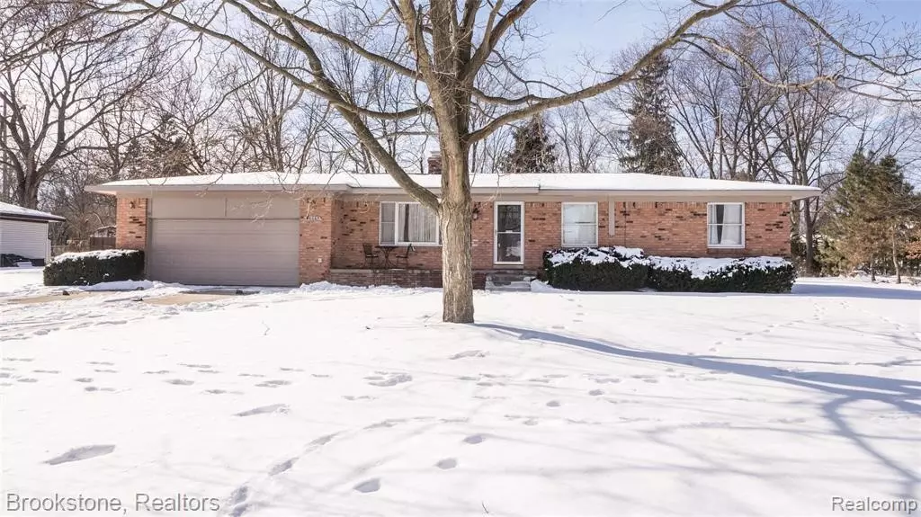 26065 LA MUERA Street, Farmington Hills, MI 48334 4719