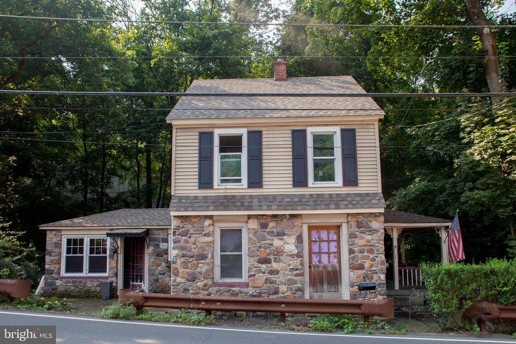 57 BRUNSWICK AVE, Lambertville, NJ 08530