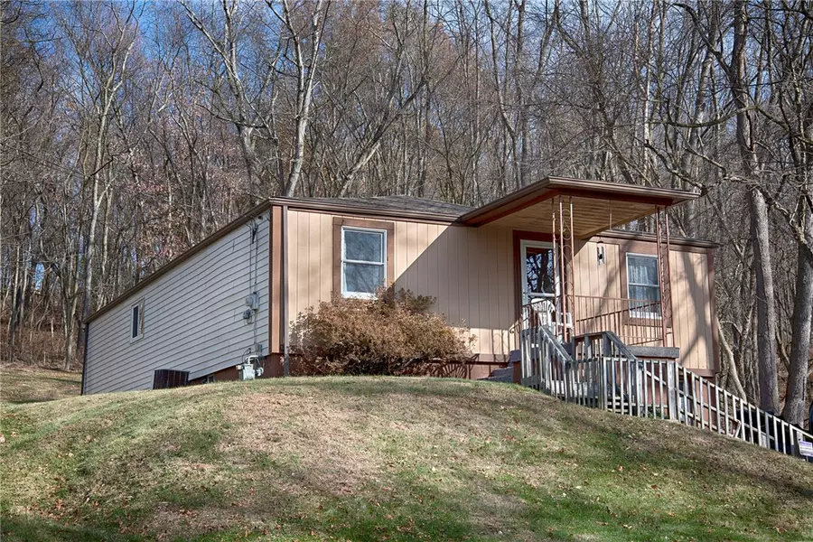 6019 Irishtown Rd, Bethel Park, PA 15102