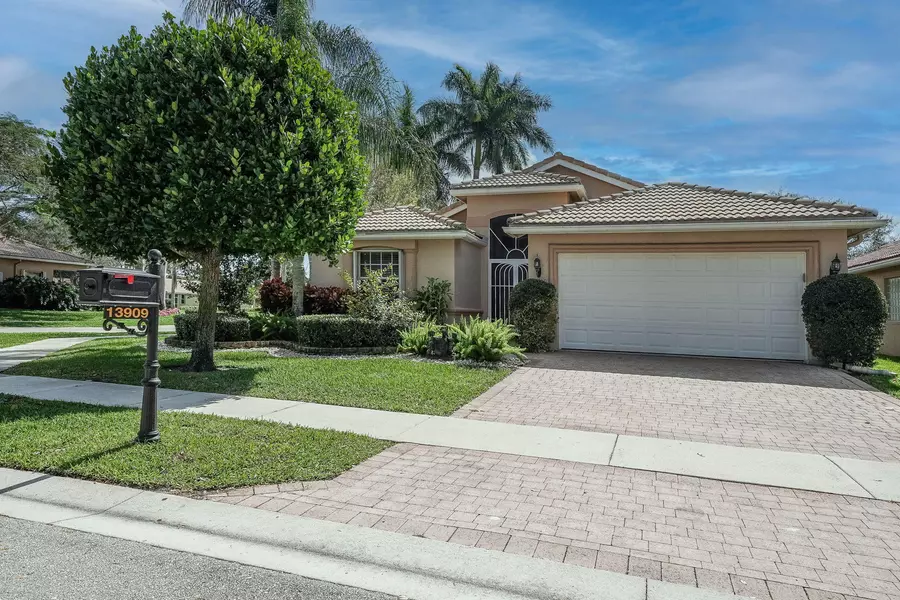 13909 Via Nidia, Delray Beach, FL 33446