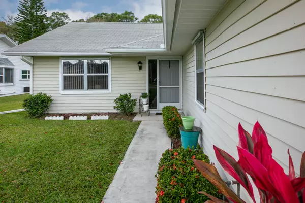 Stuart, FL 34997,6830 SE Lillian CT