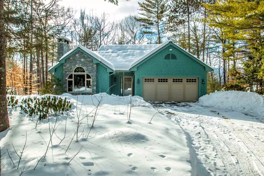 7 Skiers LN, Conway, NH 03860