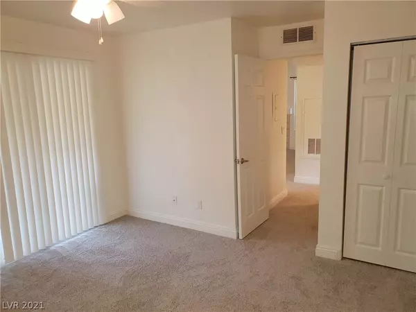 Las Vegas, NV 89108,2801 Rainbow Boulevard #145