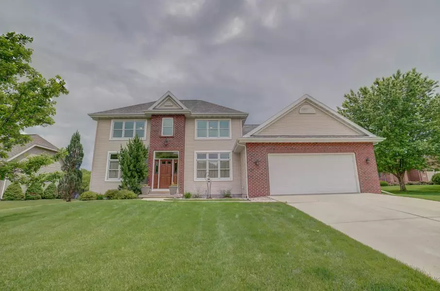 7006 Laufenberg Blvd, Cross Plains, WI 53528