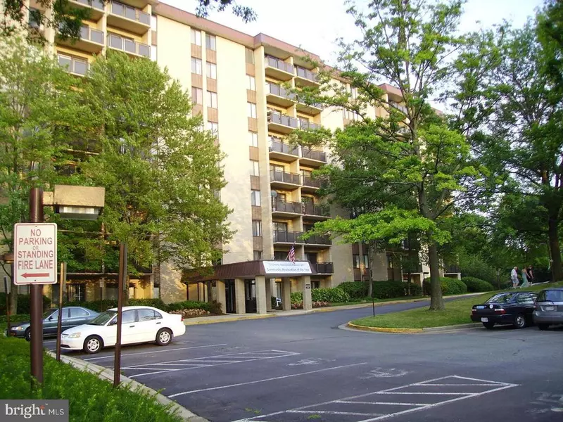 3100 S MANCHESTER ST #529, Falls Church, VA 22044