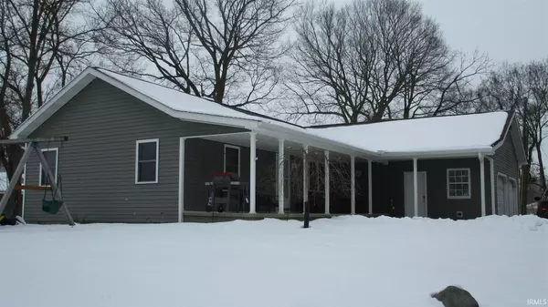 2145 W Illinois Street, Delphi, IN 46923