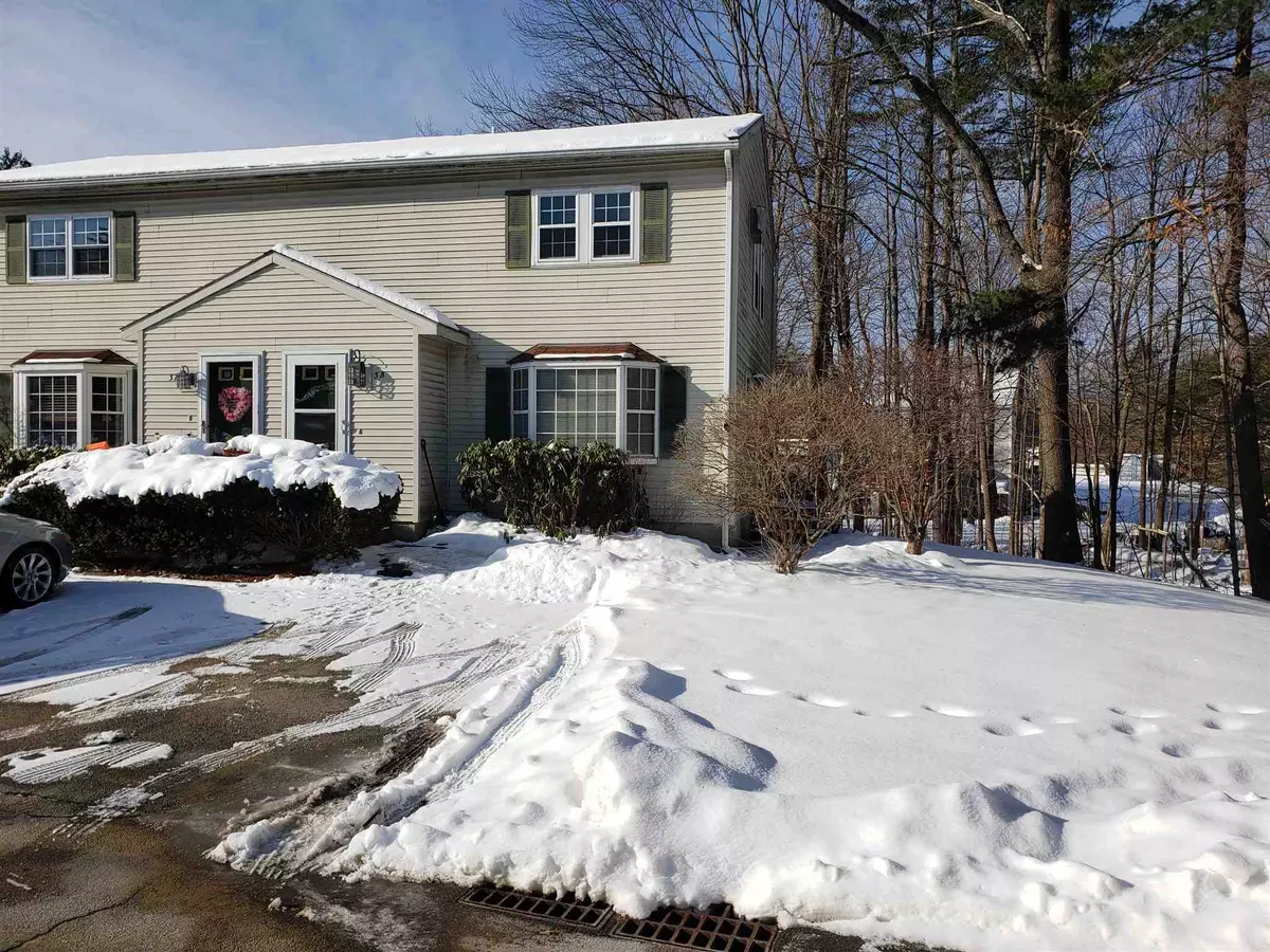 Goffstown, NH 03045,3 Palomino CT #B