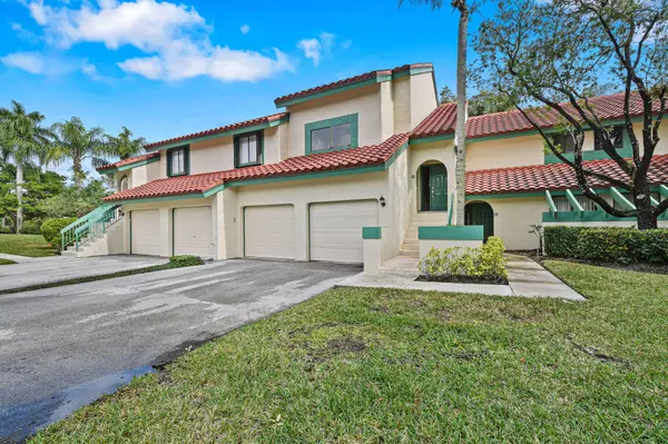 14 E Lexington LN #F, Palm Beach Gardens, FL 33418