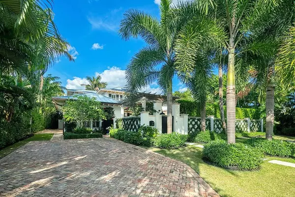 1109 Waterway LN, Delray Beach, FL 33483