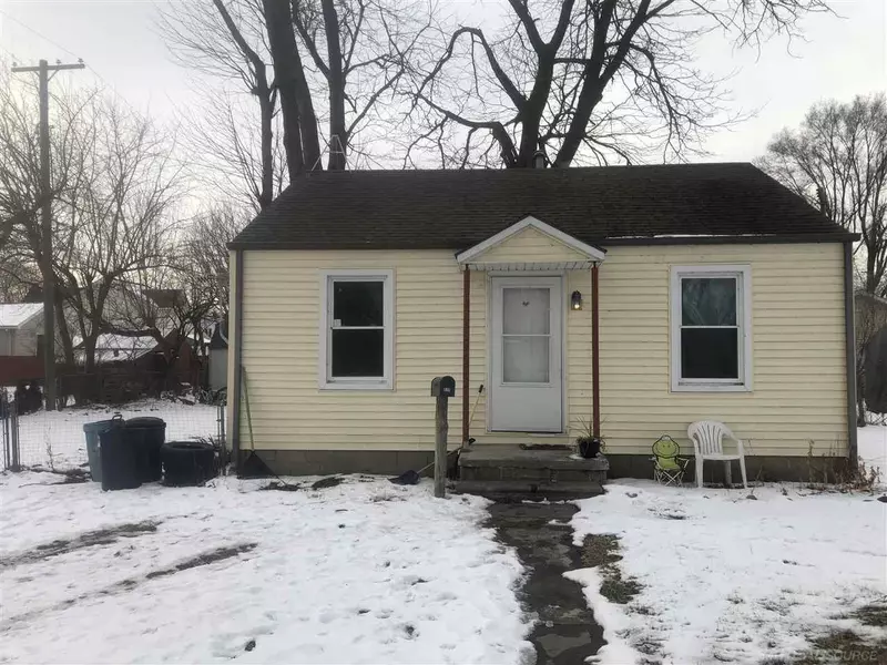 620 S 3rd, Marine City, MI 48039