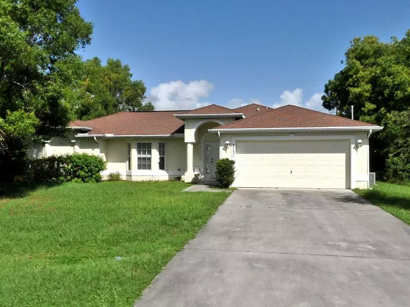 2731 SE Melaleuca BLVD, Port Saint Lucie, FL 34952