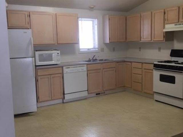 Gladwin, MI 48624,601 KEMP COURT