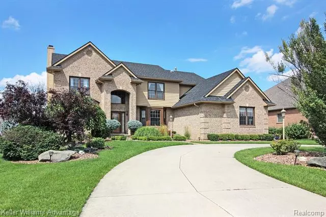 South Lyon, MI 48178,54868 Grenelefe CIR E