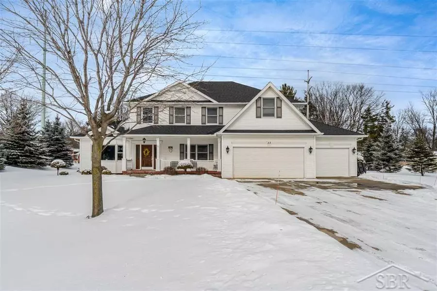 23 Slatestone Drive, Saginaw, MI 48603