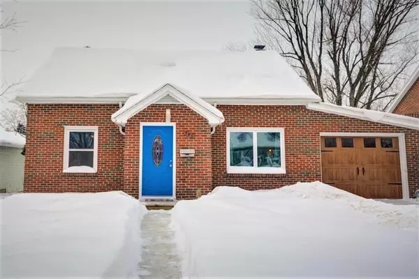 306 S 2nd St,  Mount Horeb,  WI 53572