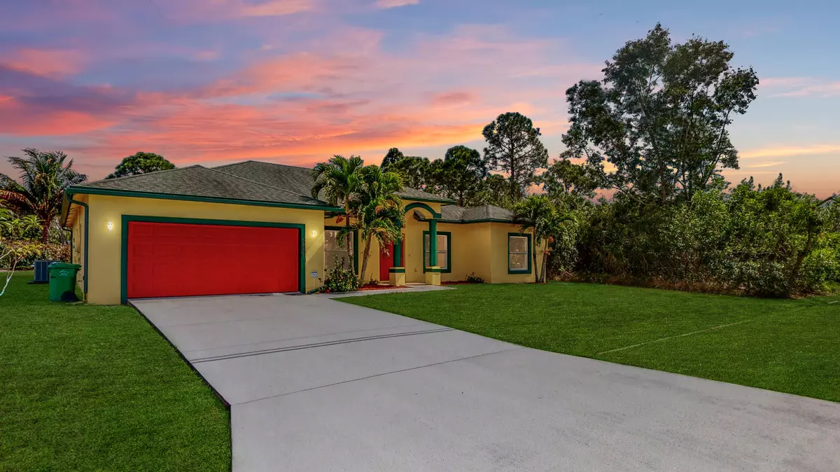 Port Saint Lucie, FL 34986,5937 NW Carefree ST