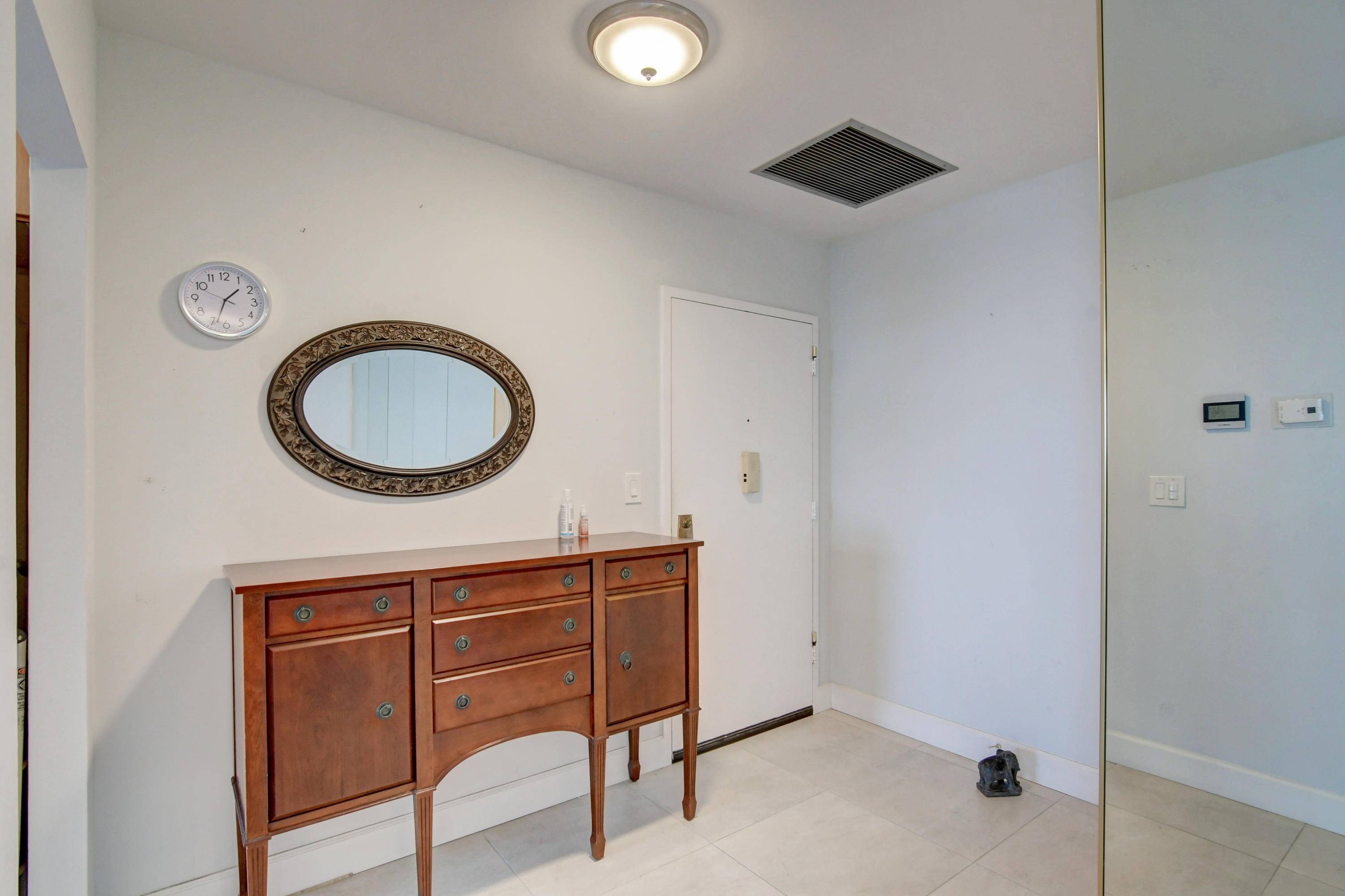 Palm Beach, FL 33480,2860 S Ocean BLVD 612
