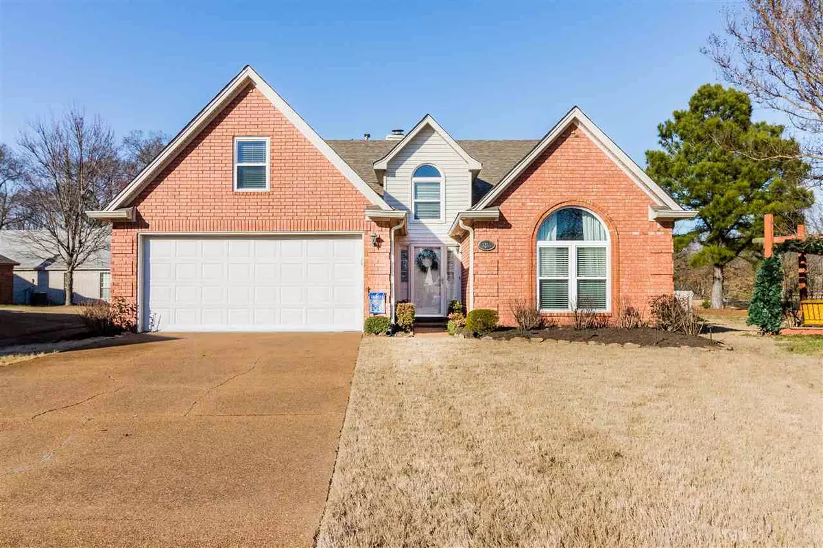 Lakeland, TN 38002,3253 CLUB GROVE CV