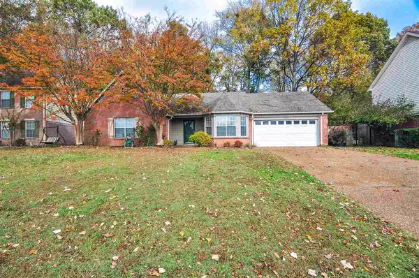 9626 WOOD GREEN LN, Lakeland, TN 38002