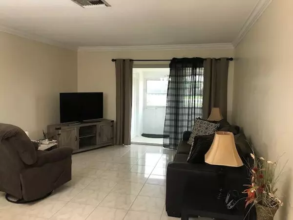 2803 W Crosley DR K, West Palm Beach, FL 33415