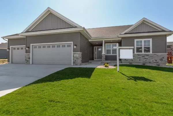 463 Shandy St, Verona, WI 53593