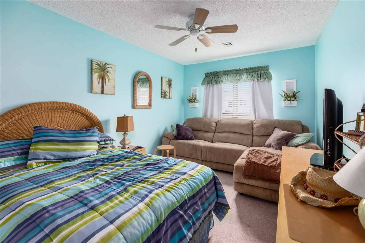 Wildwood Crest, NJ 08260,210 E Syracuse Avenue