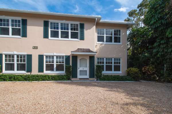 311 Cocoanut ROW 202,  Palm Beach,  FL 33480