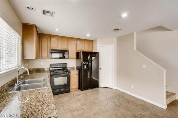 Las Vegas, NV 89183,12040 Yarrow Ridge Court