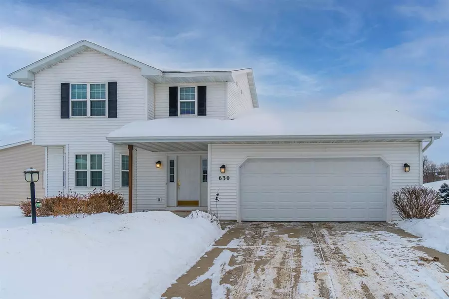 630 Parkside Ave, Baraboo, WI 53913