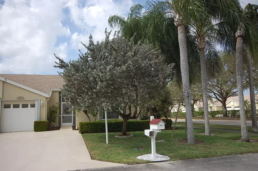 3501 Ridge Tree CT, Greenacres, FL 33463