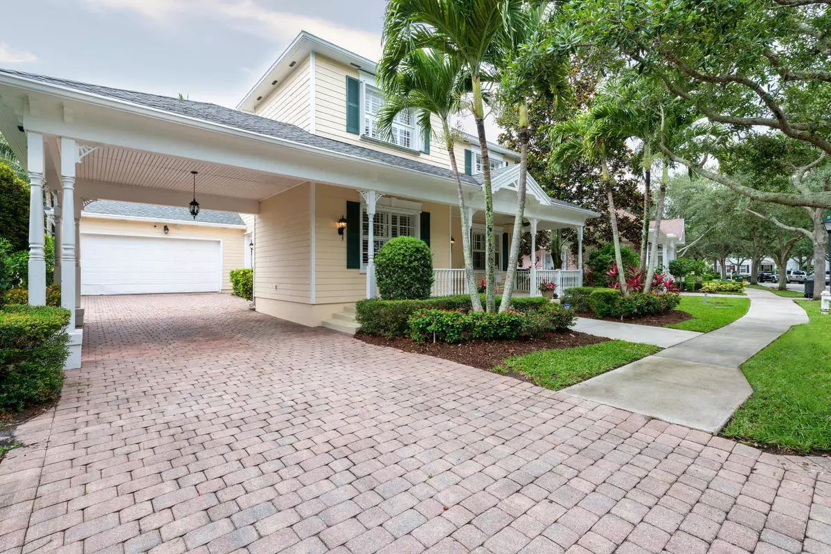 Jupiter, FL 33458,253 Marlberry CIR