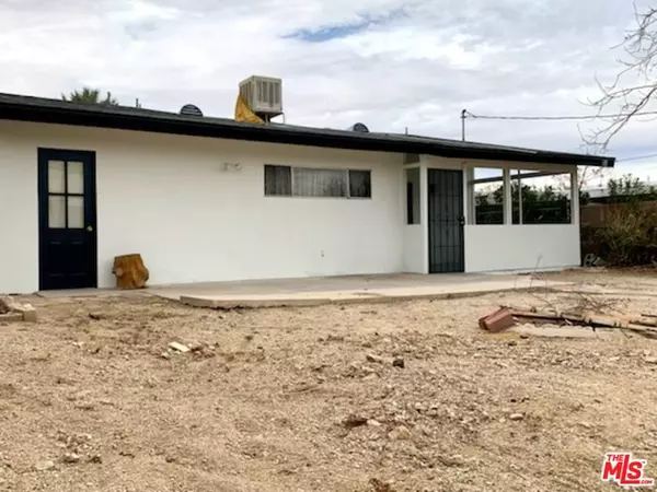 Twenty-nine Palms, CA 92277,73755 Serrano Dr