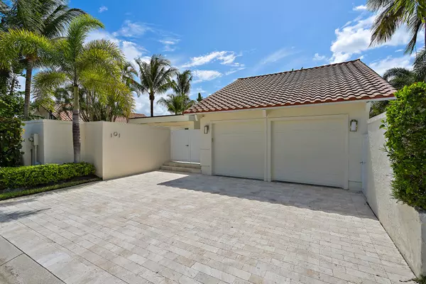 101 Angelfish LN, Jupiter, FL 33477