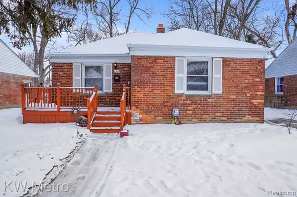 2400 THOMAS Avenue, Berkley, MI 48072 3240