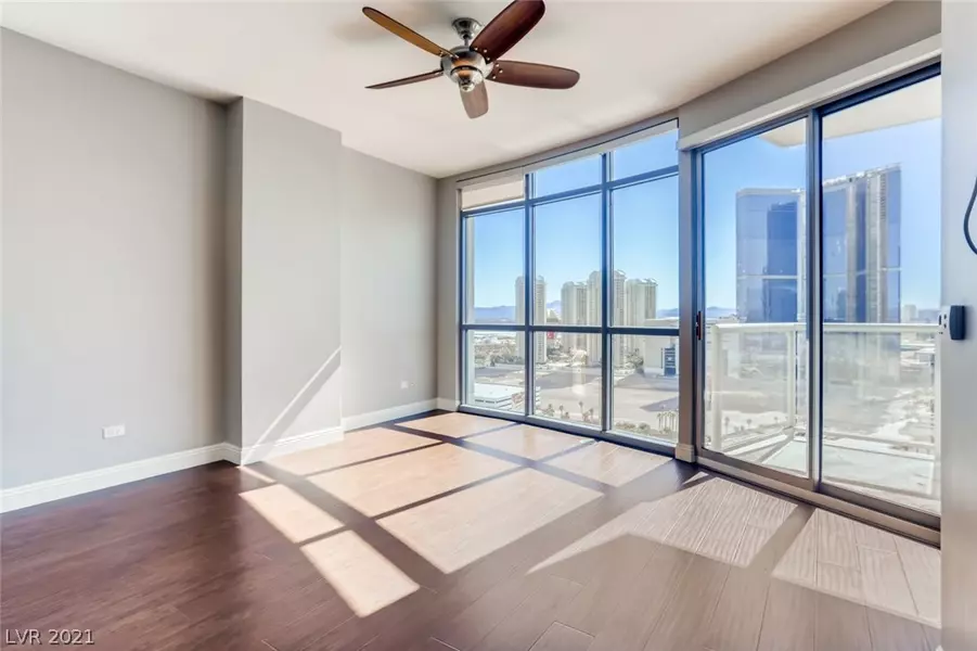 200 Sahara Avenue #2403, Las Vegas, NV 89102