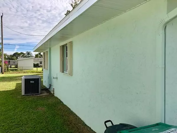 Port Saint Lucie, FL 34952,754 Altura ST