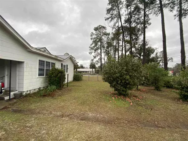 Madison County, FL 32340,202 SE Seminole Street