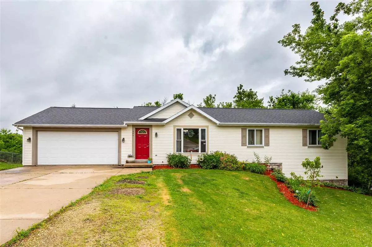 Barneveld, WI 53507,504 Kari Krest