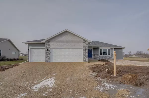 Columbus, WI 53925,614 Vista Cir