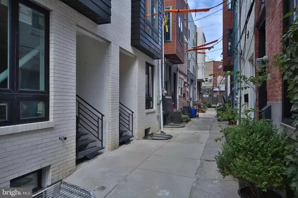 Philadelphia, PA 19147,914 S SCHELL ST