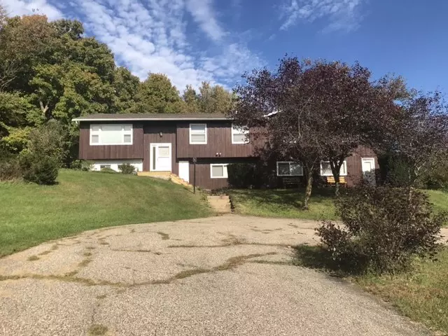 E10703 County Road W, Baraboo, WI 53913