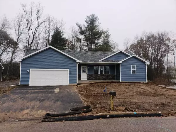 412 Viola Ct, Baraboo, WI 53913