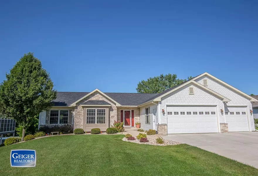 6671 Windsor Ridge Ln, Windsor, WI 53598