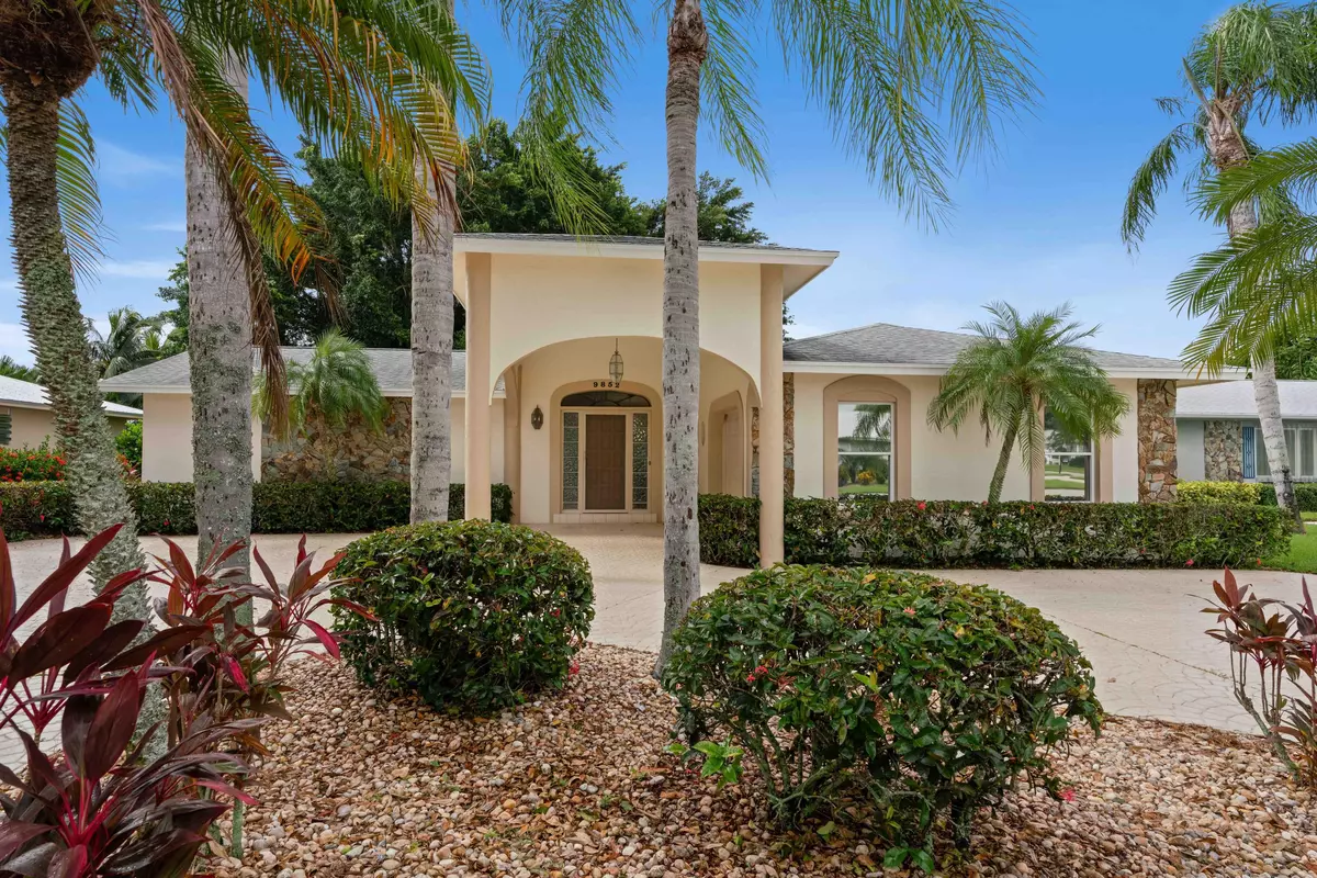 Tequesta, FL 33469,9852 SE S Little Club WAY