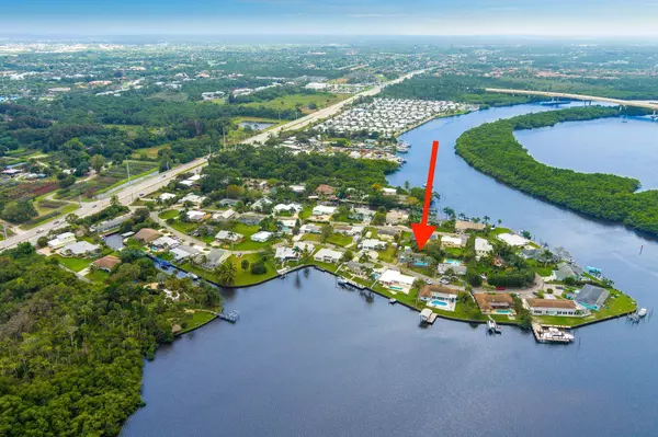 Stuart, FL 34994,175 SW Cabana Point CIR