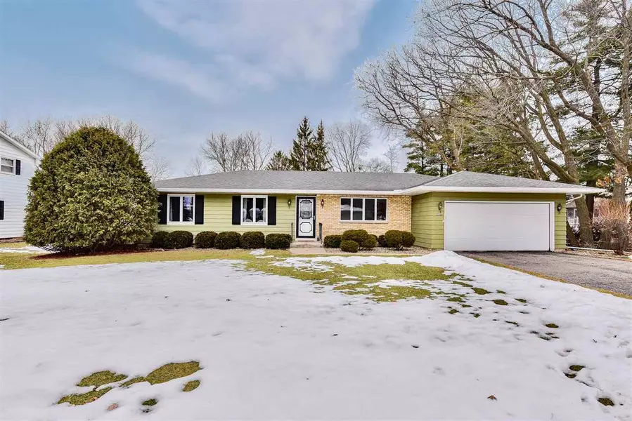 5744 Barbara Dr, Fitchburg, WI 53711