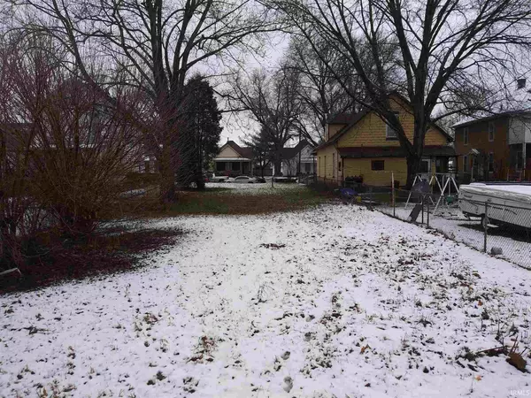 821 Wheatland Avenue, Logansport, IN 46947