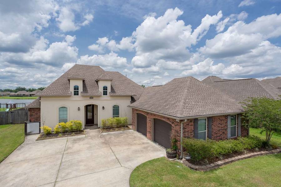 4166 STONEWALL DR, Addis, LA 70710